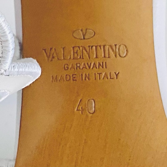 NWT: VALENTINO GARAVANI | White VLogo Leather Sandals Sz EU 40 - Picture 5 of 12